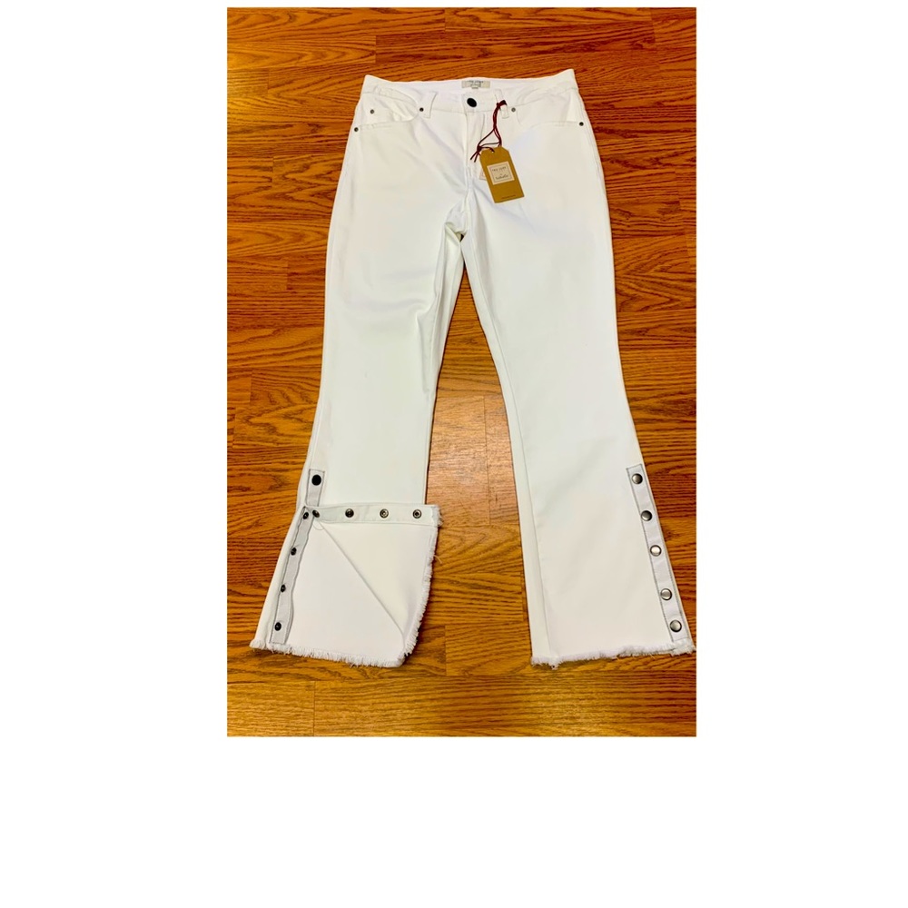 Flared Crop Jean